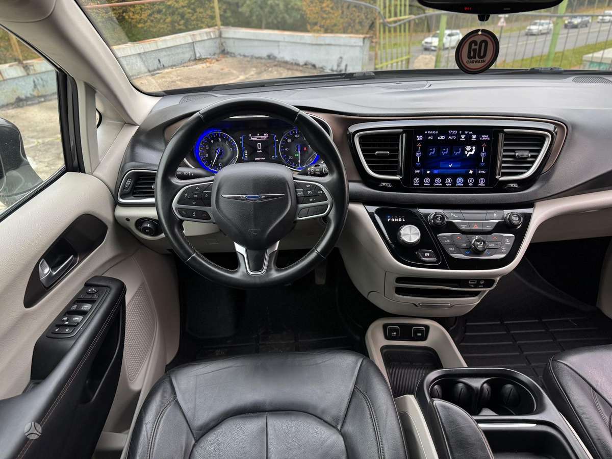 Chrysler Pacifica, 3.6 l., Минивэн
