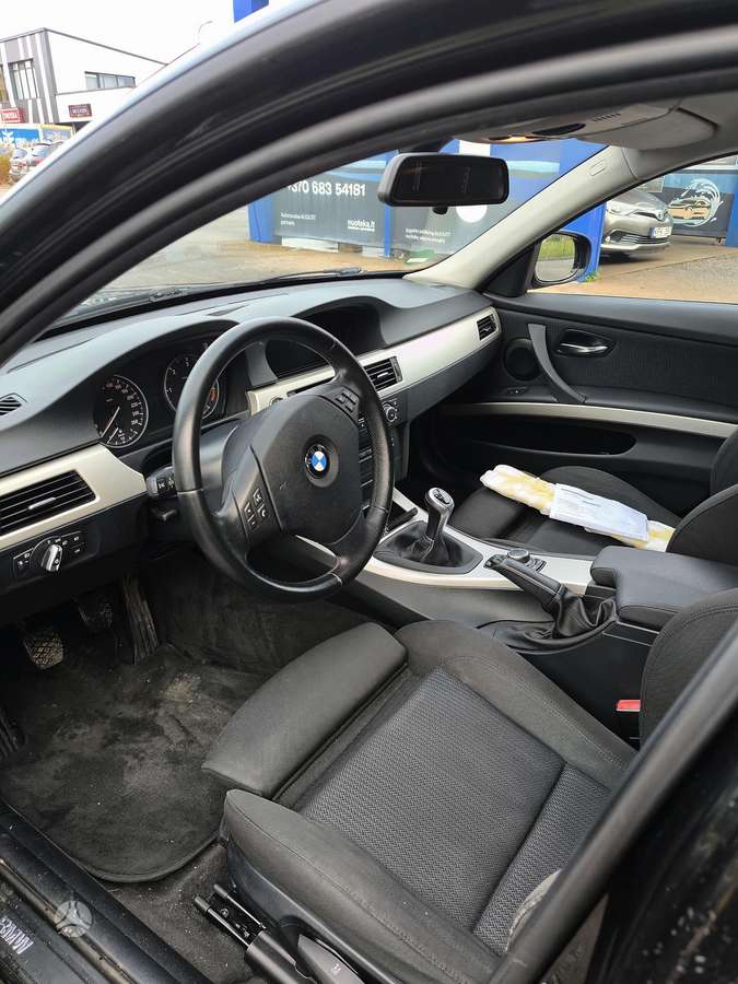BMW 318, 2.0 l., universalas