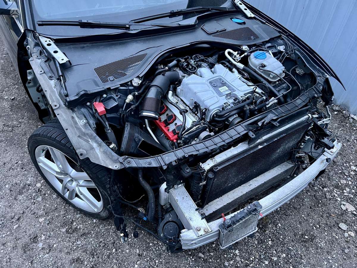 Audi A6 body parts