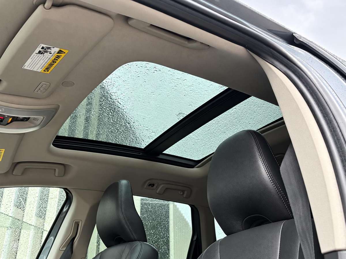 Volvo XC60, 2.0 l., Внедорожник / Кроссовер