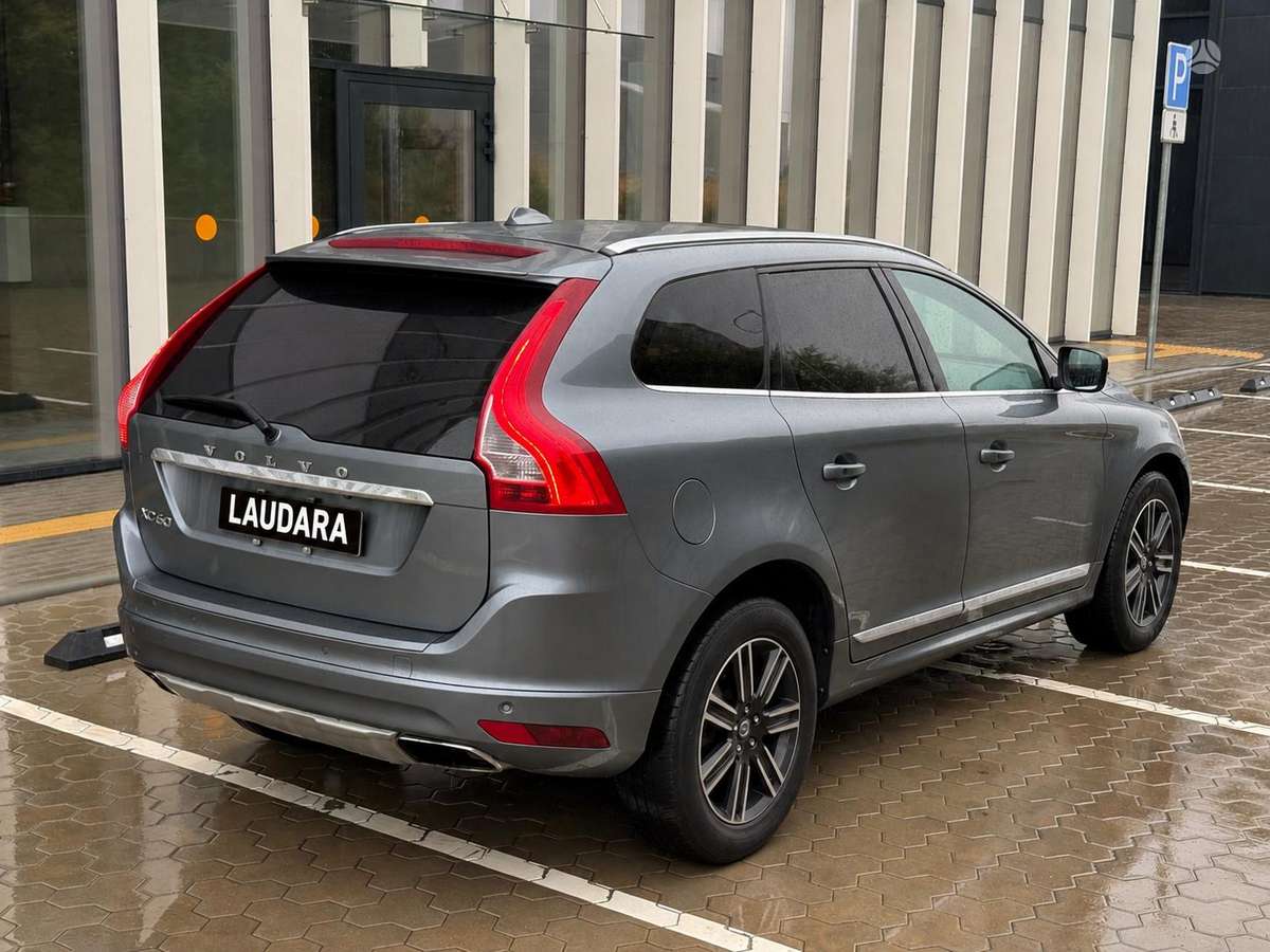 Volvo XC60, 2.0 l., off-road / crossover