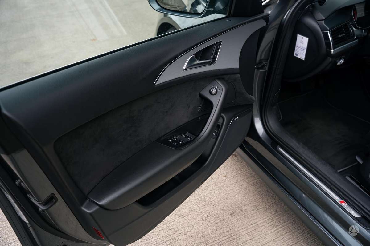Audi A6, 2.0 l., universalas