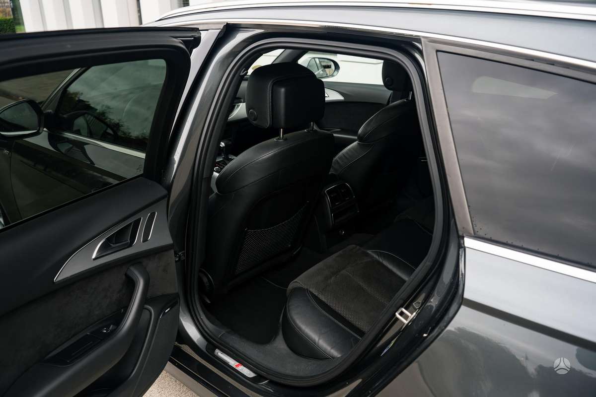 Audi A6, 2.0 l., universalas