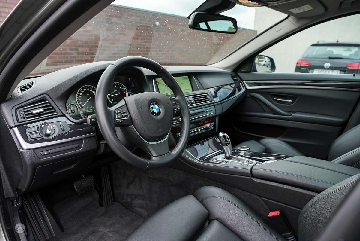 BMW 520, 2.0 l., wagon