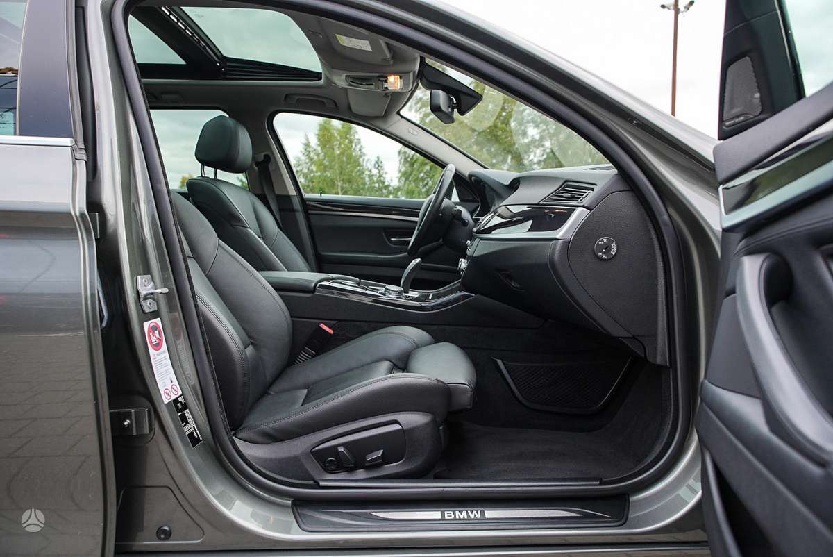 BMW 520, 2.0 l., wagon