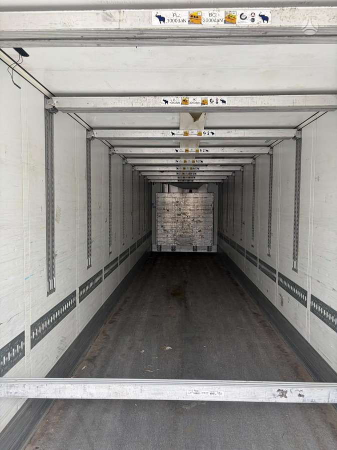 Schmitz SCB S3B, refrigerated