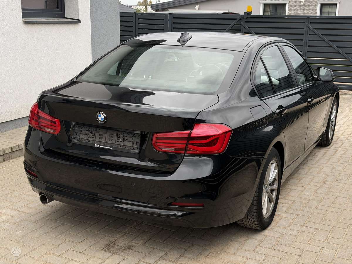 BMW 316, Седан