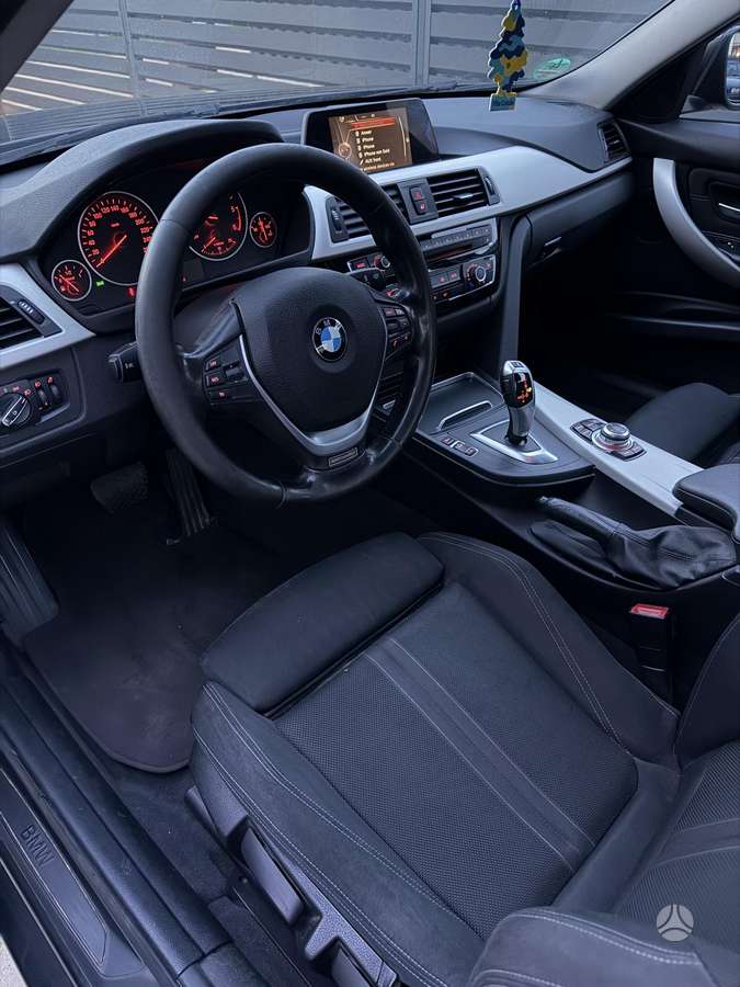 BMW 316, sedanas