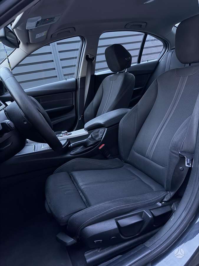BMW 316, sedanas