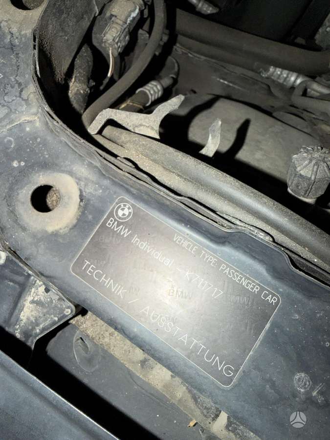 BMW 316, Седан