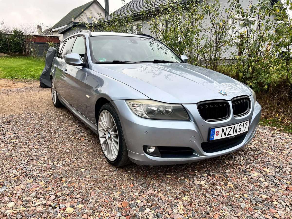 BMW 320, 2.0 l., wagon