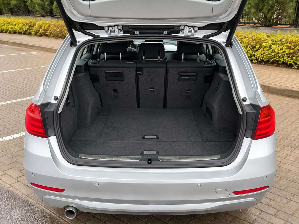 BMW 318, 2.0 l., wagon