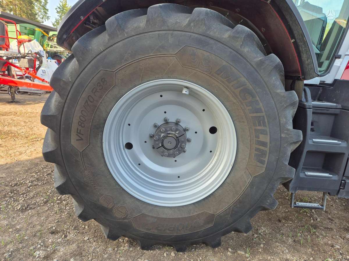 Massey Ferguson 8S.305, tractors