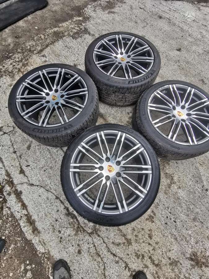 Porsche Porsche, light alloy, R20