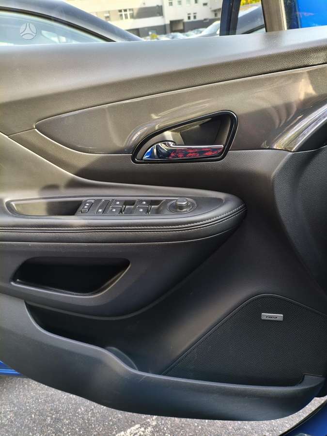 Buick Encore, 1.4 l., off-road / crossover