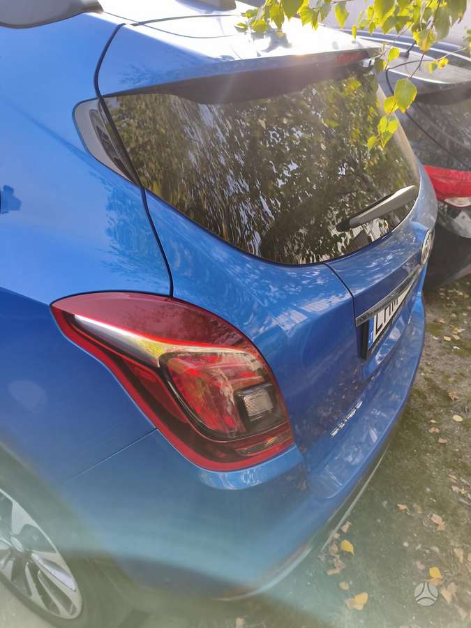 Buick Encore, 1.4 l., off-road / crossover