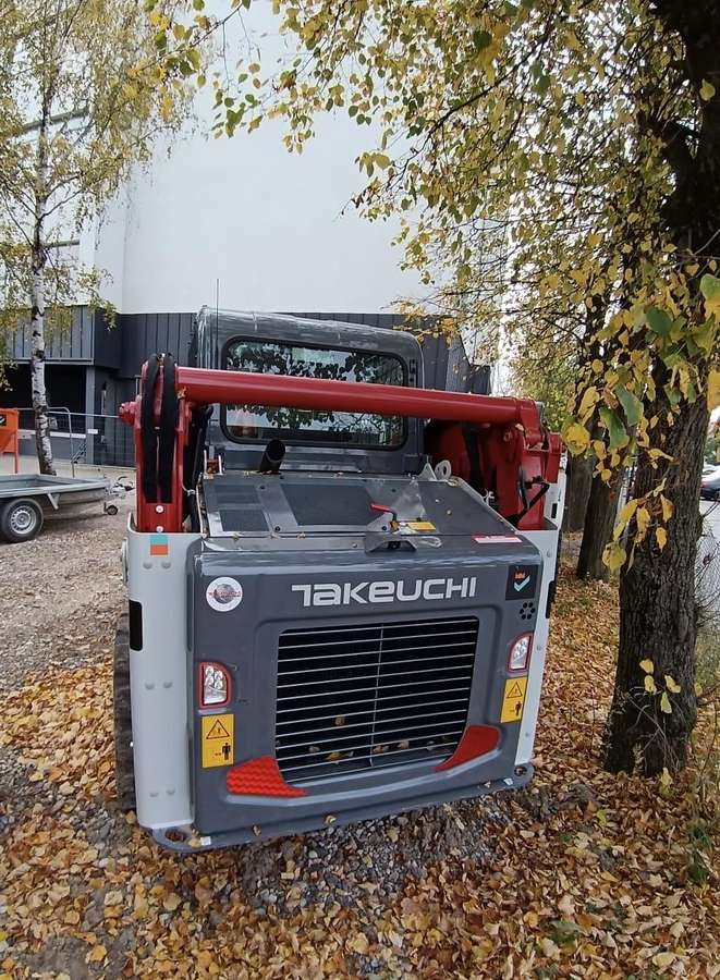 Takeuchi TL10V2 DEMO, mini loaders