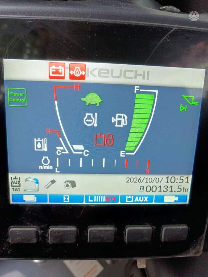 Takeuchi TL10V2 DEMO, mini krautuvai