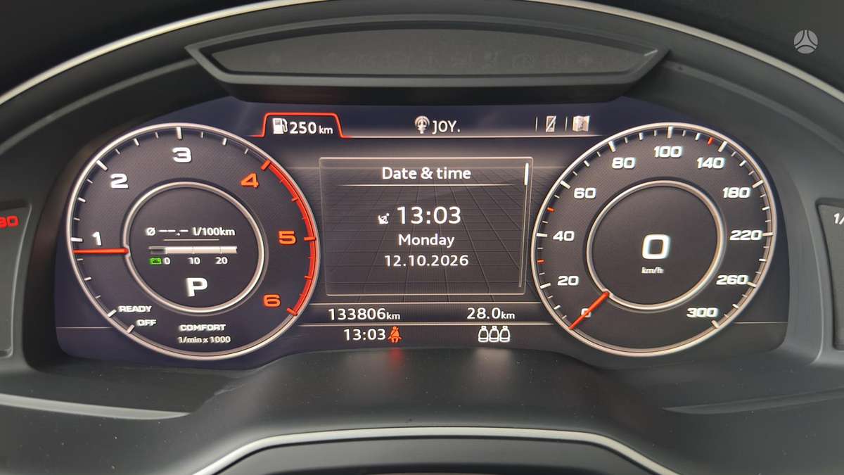 Audi Q7, 3.0 l., off-road / crossover