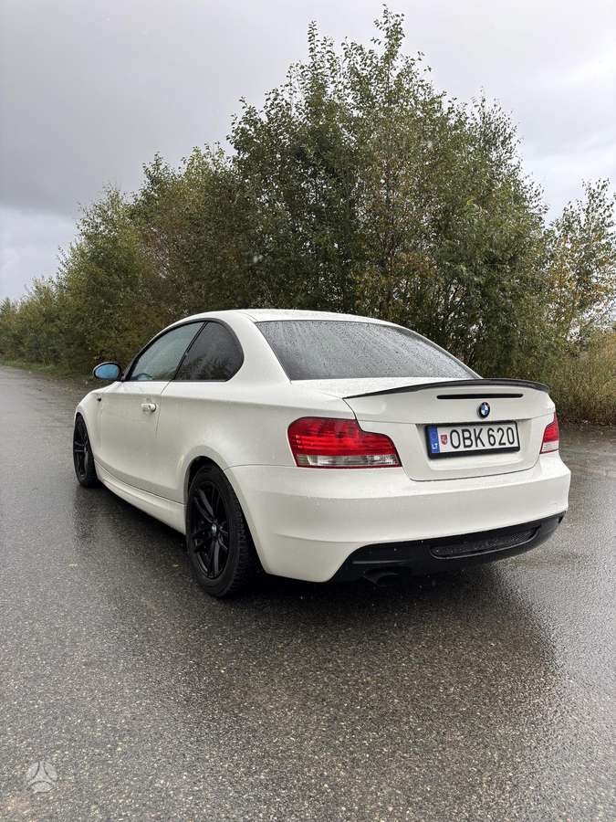 BMW 120, coupe