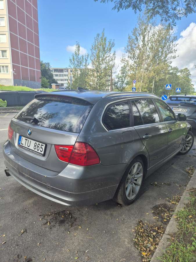 BMW 325, 3.0 l., wagon