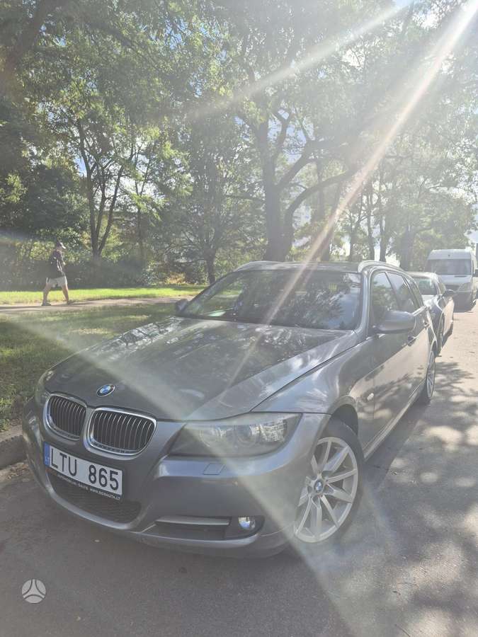 BMW 325, 3.0 l., wagon