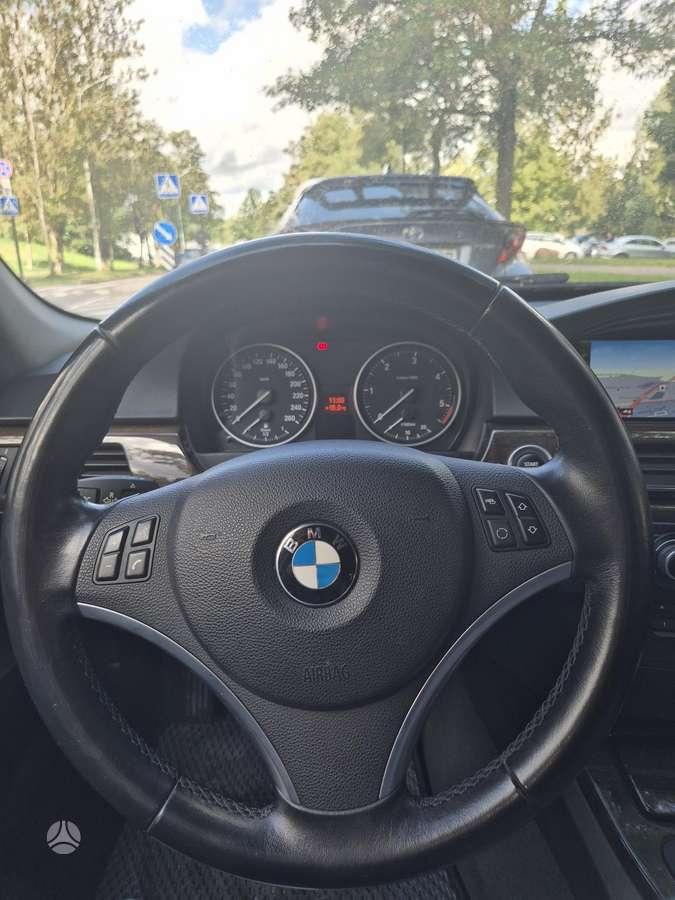 BMW 325, 3.0 l., wagon