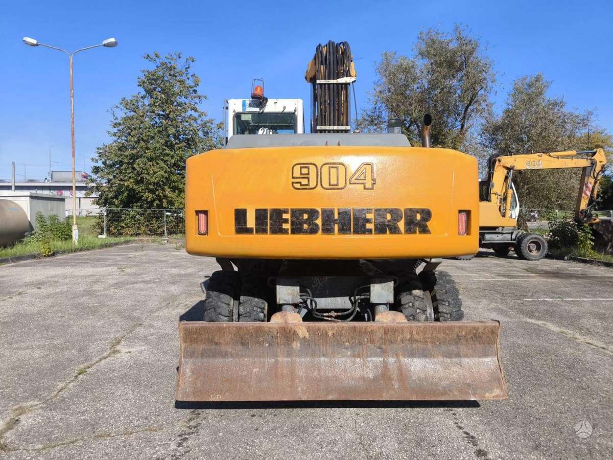 Liebherr A904C Litronic, excavator