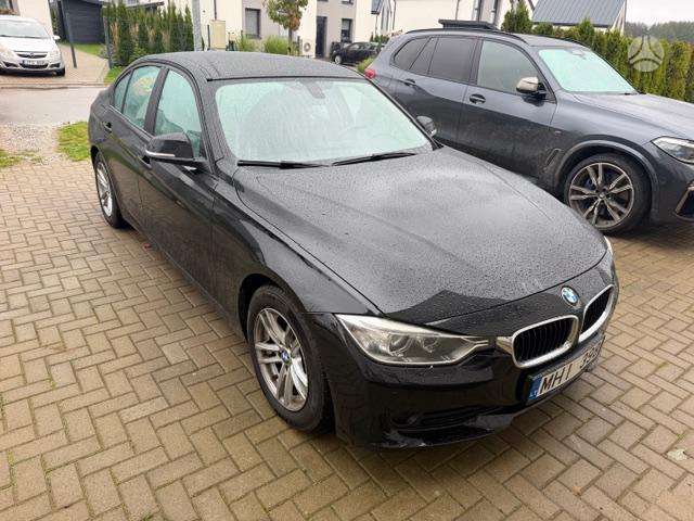 BMW 316, 2.0 l., Седан