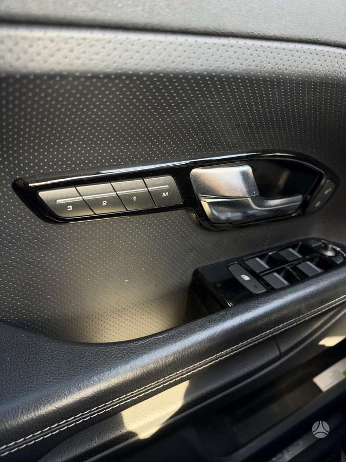 Land Rover Evoque, off-road / crossover