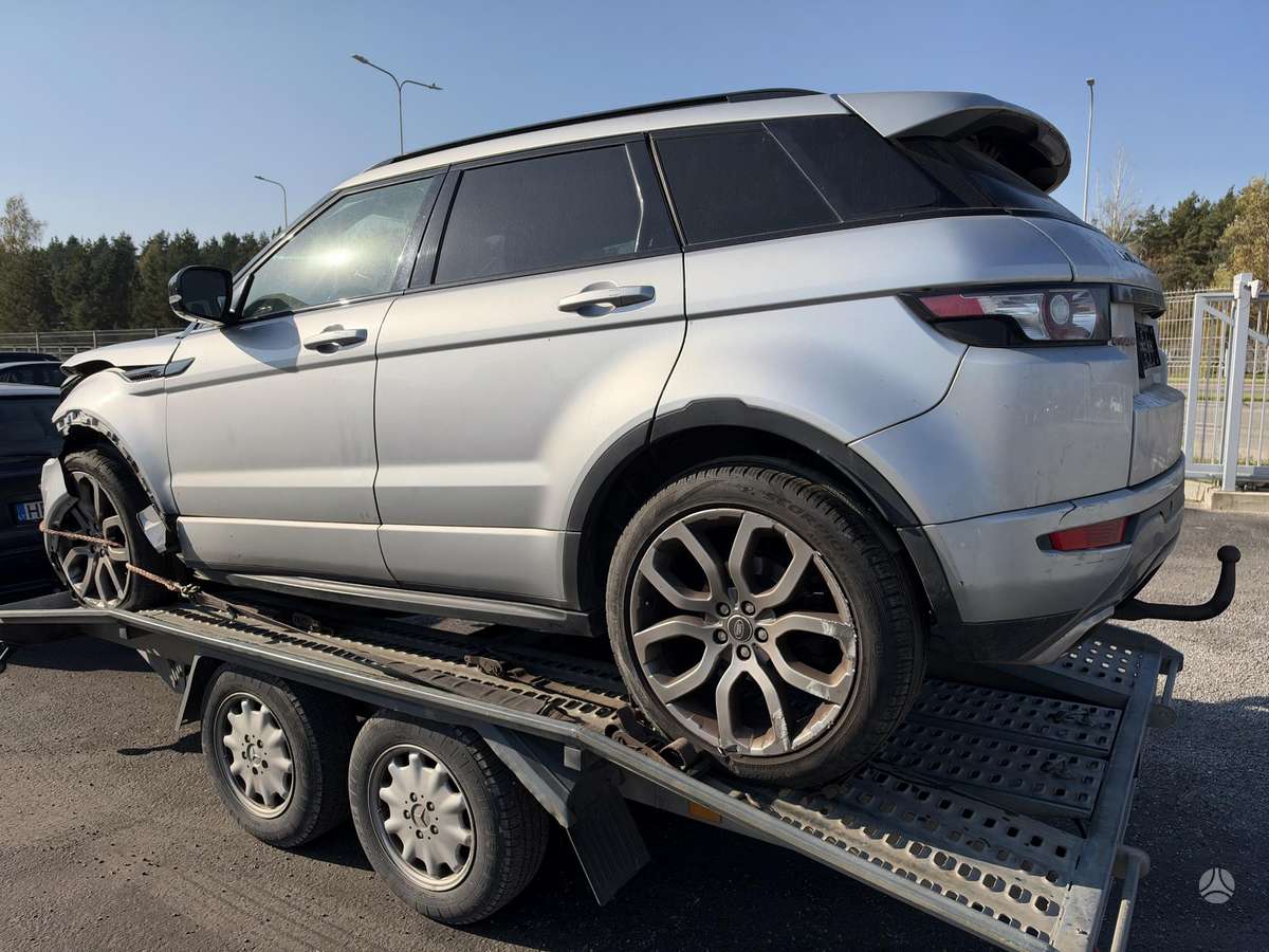 Land Rover Evoque, off-road / crossover