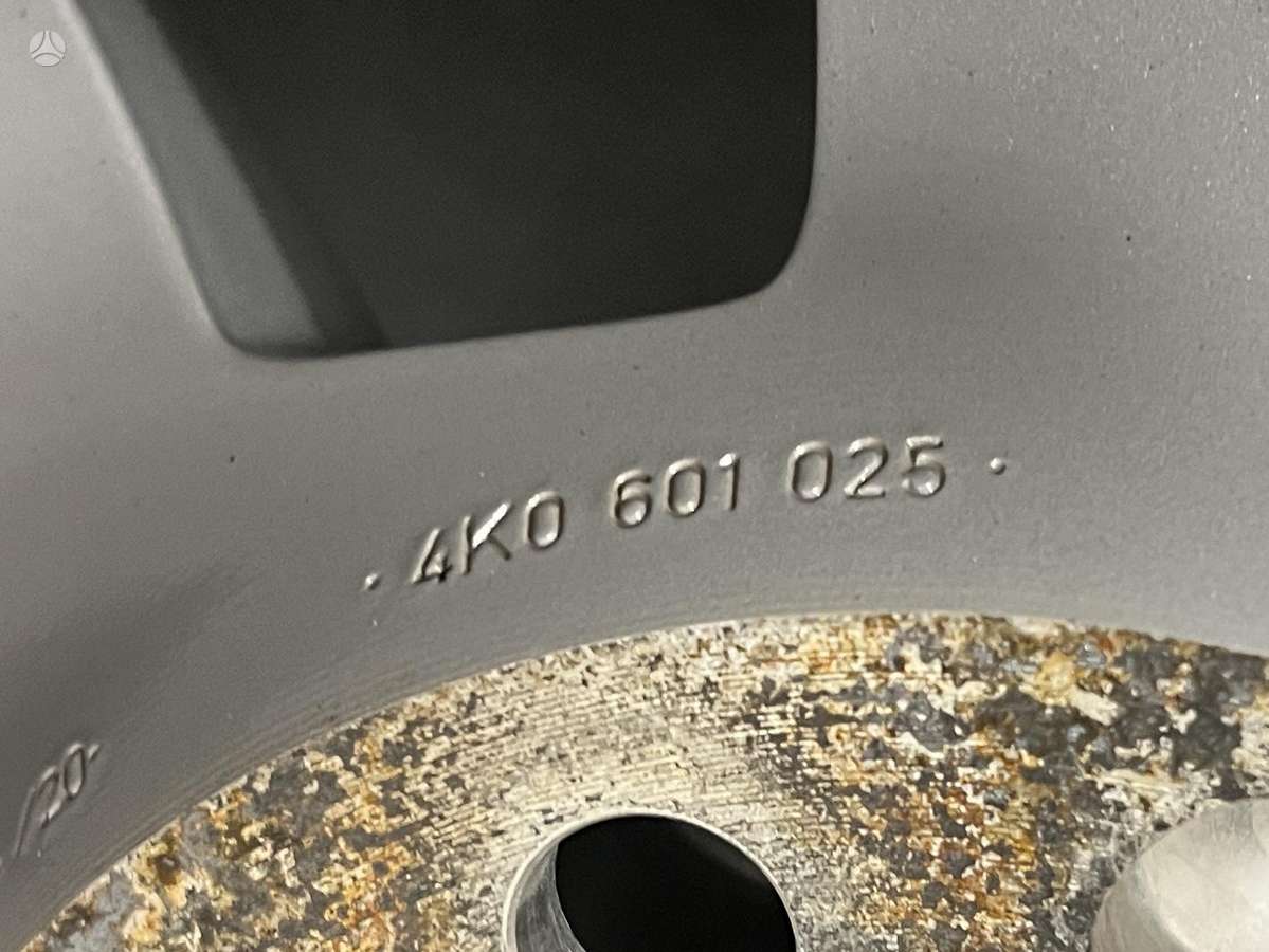 Audi AUDI A6 C8 ORIGINALŪS RATAI, легкосплавные , R17