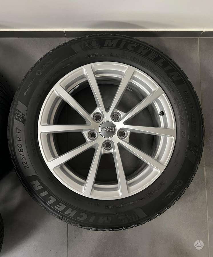 Audi AUDI A6 C8 ORIGINALŪS RATAI, легкосплавные , R17