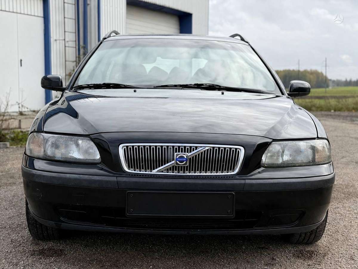 Volvo V70, 2.4 l., universalas