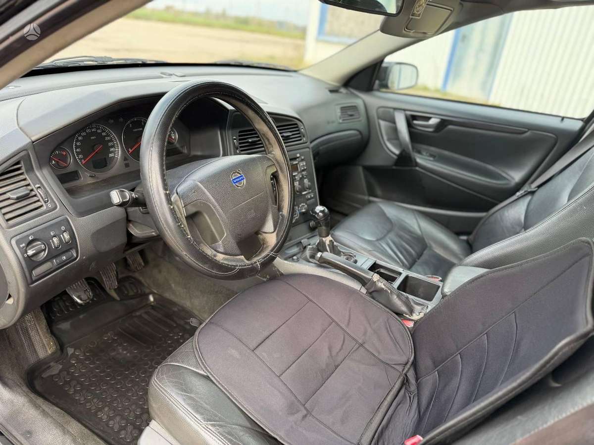 Volvo V70, 2.4 l., universalas