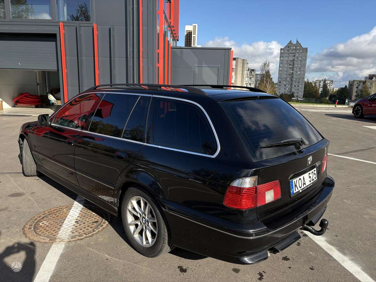 BMW 525, 2.5 l., universalas