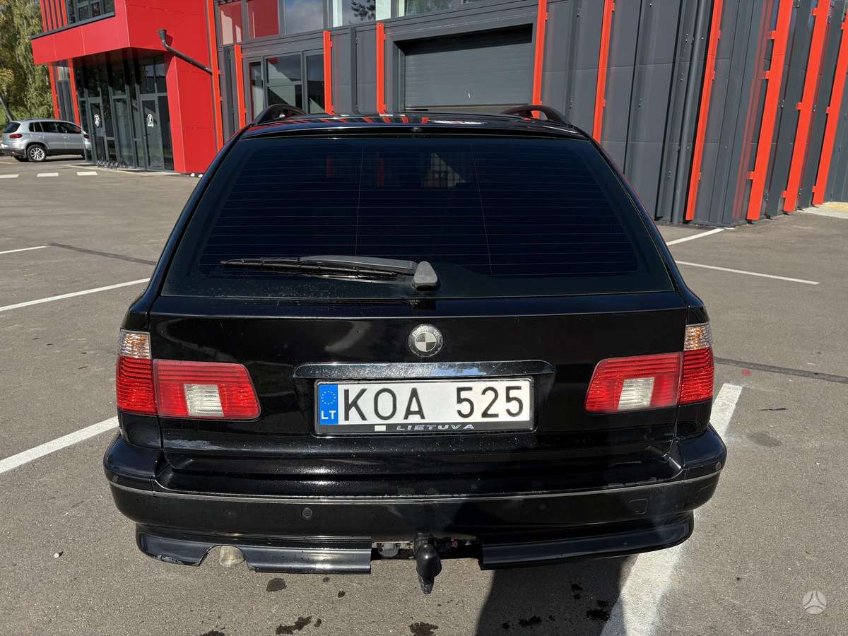 BMW 525, 2.5 l., Универсал