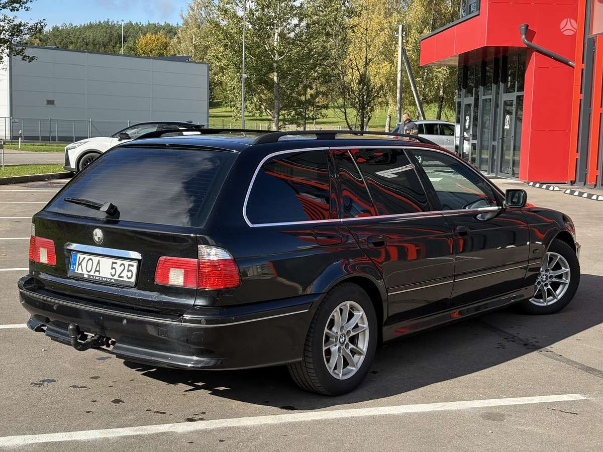 BMW 525, 2.5 l., Универсал