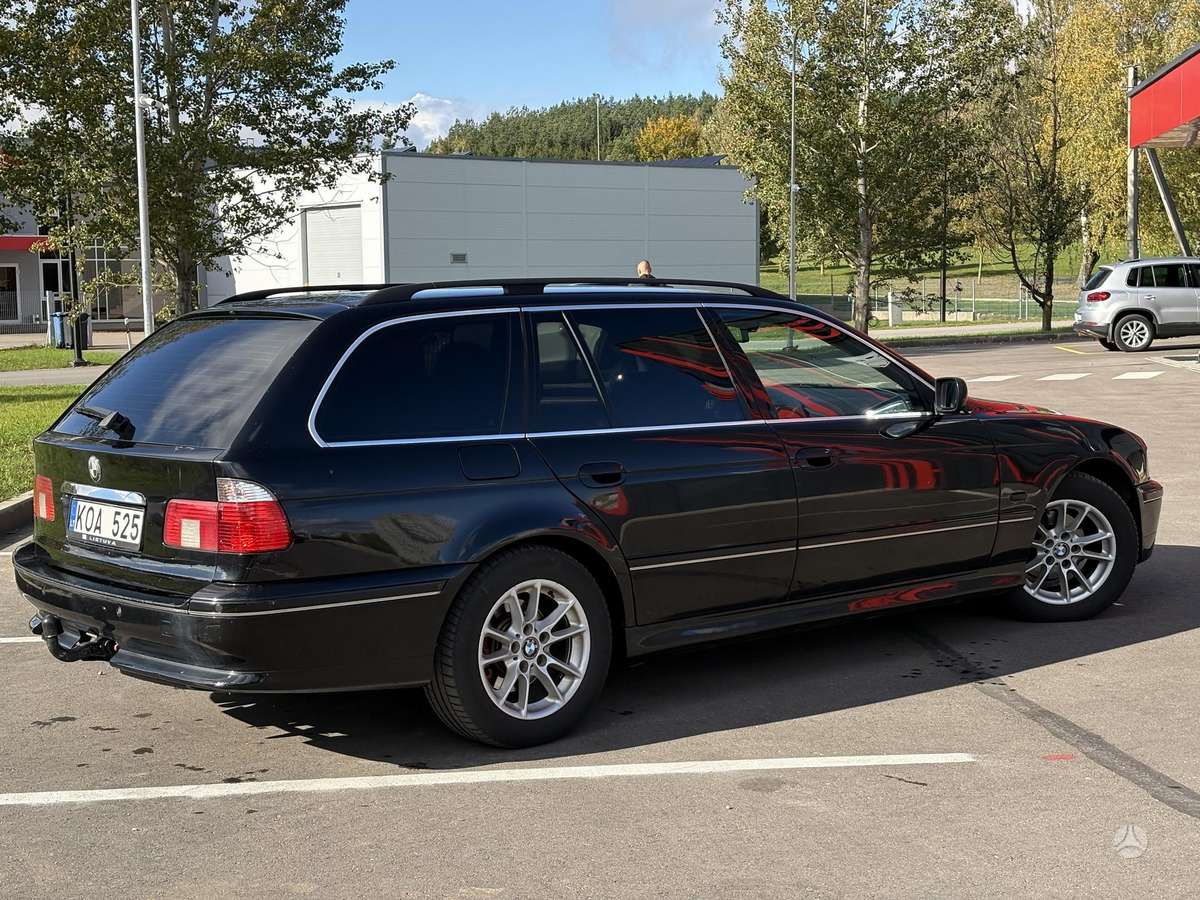 BMW 525, 2.5 l., Универсал