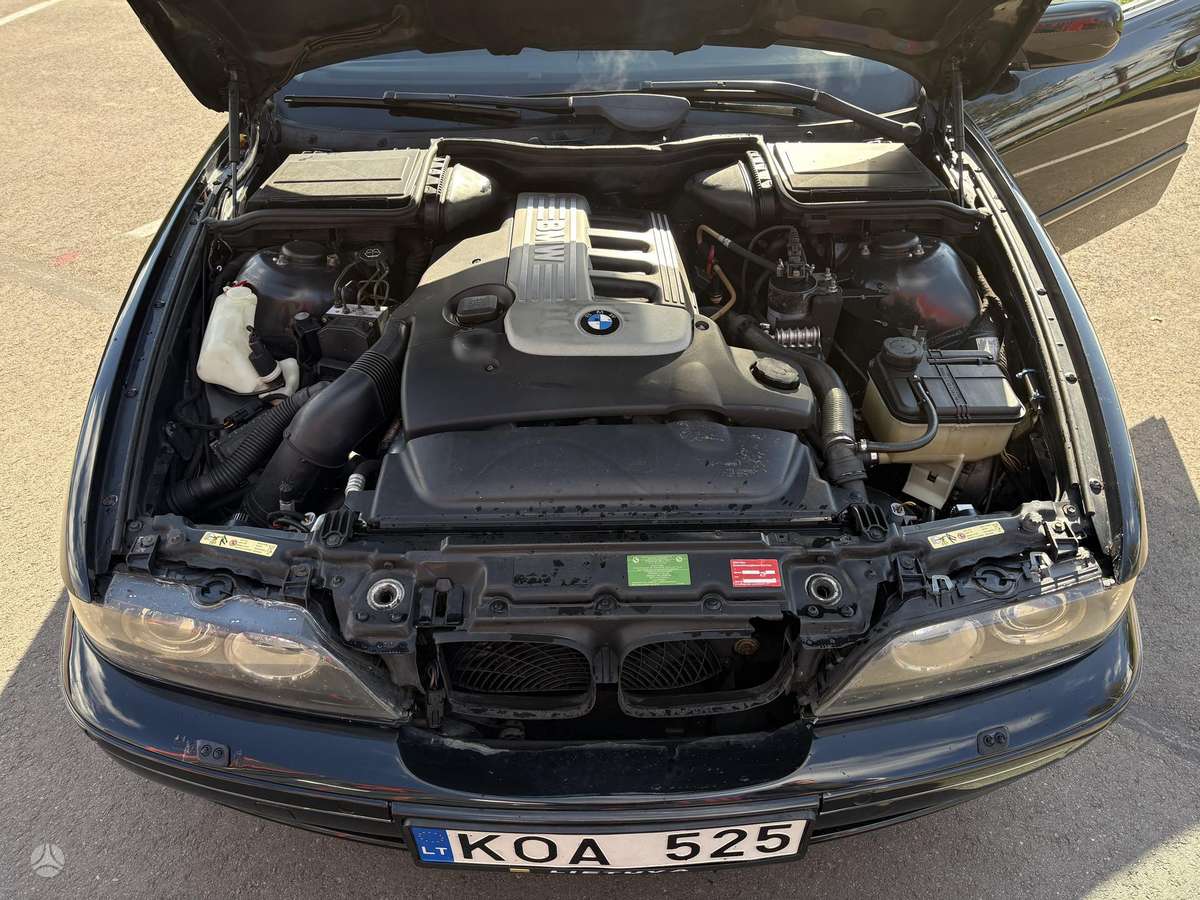 BMW 525, 2.5 l., universalas