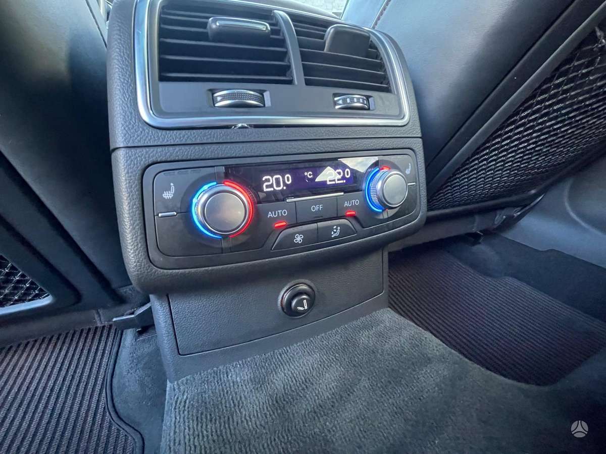Audi A6 allroad, 3.0 l., Универсал