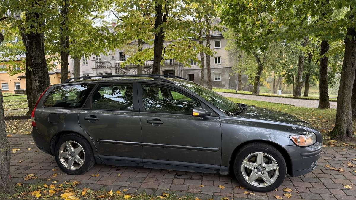 Volvo V50, 2.0 l., wagon