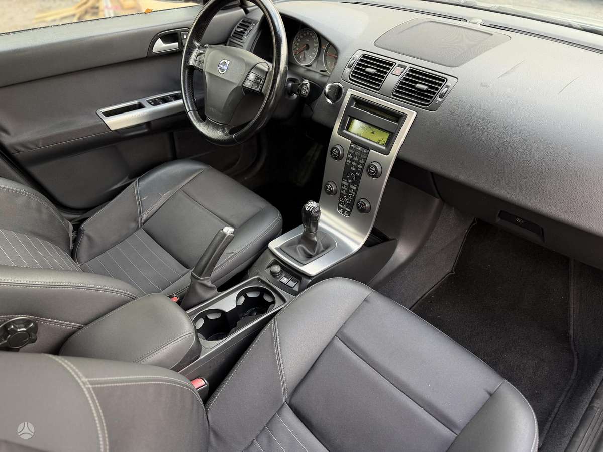 Volvo V50, 2.0 l., wagon