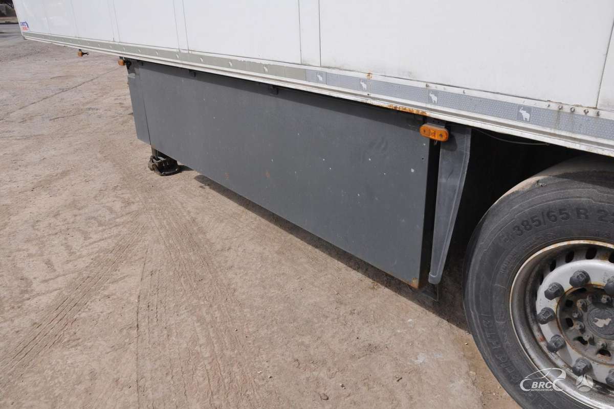 Schmitz SKO 24 Carrier Vector 1550, refrigerated