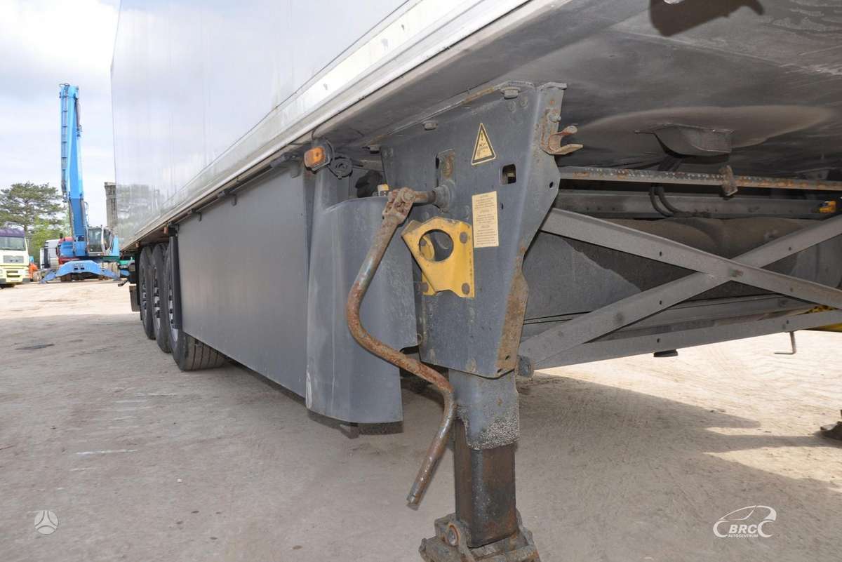 Schmitz SKO 24 Carrier Vector 1550, рефрижераторы