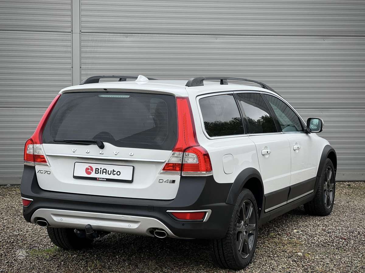 Volvo XC70, 2.4 l., Универсал