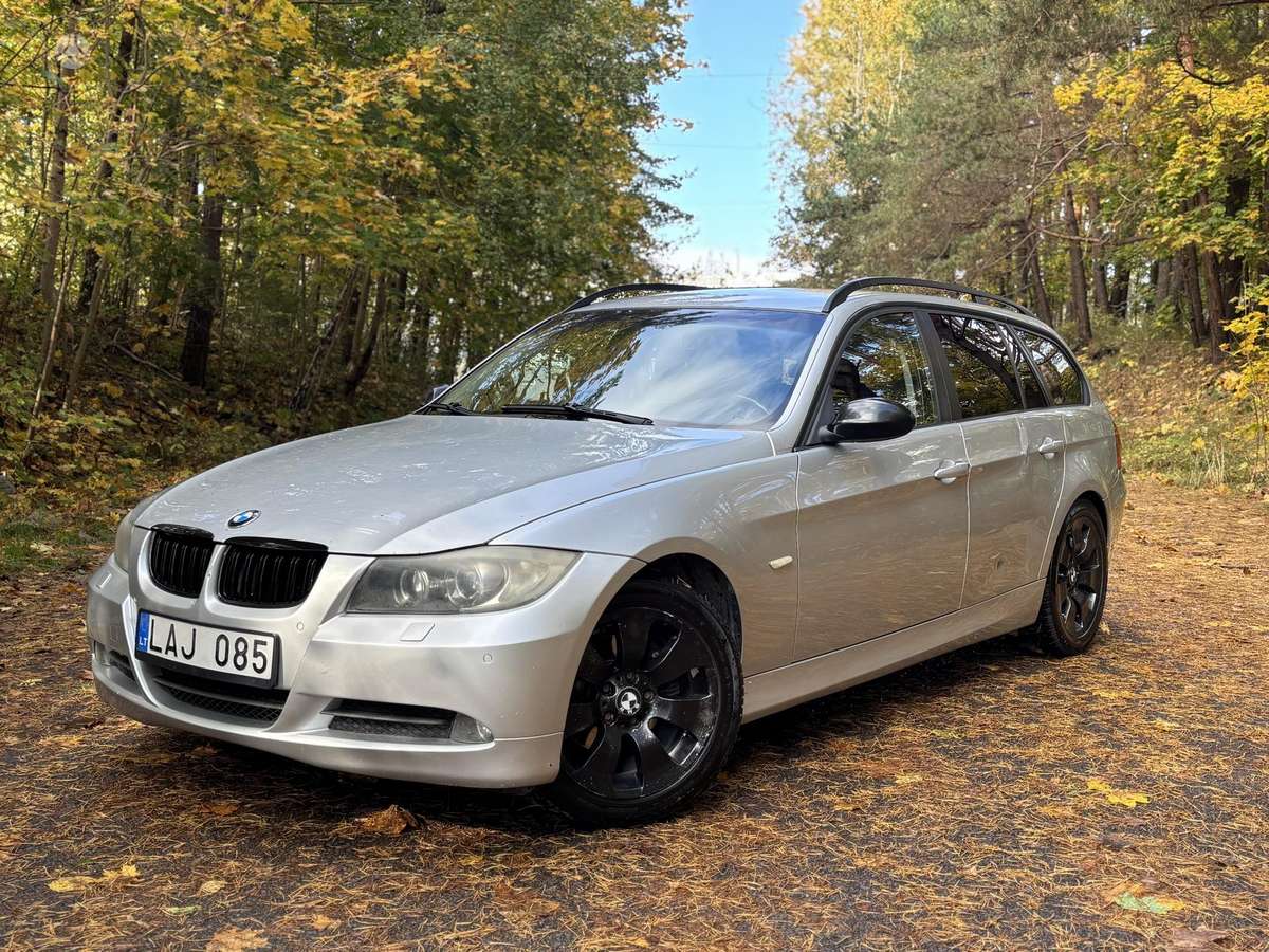 BMW 320, 2.0 l., wagon