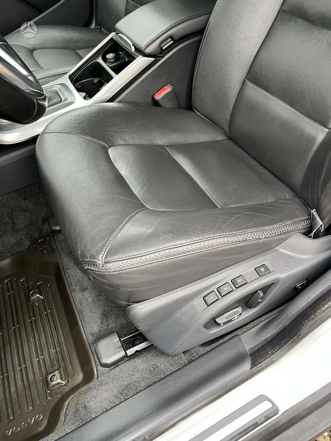 Volvo XC70, 2.4 l., universalas