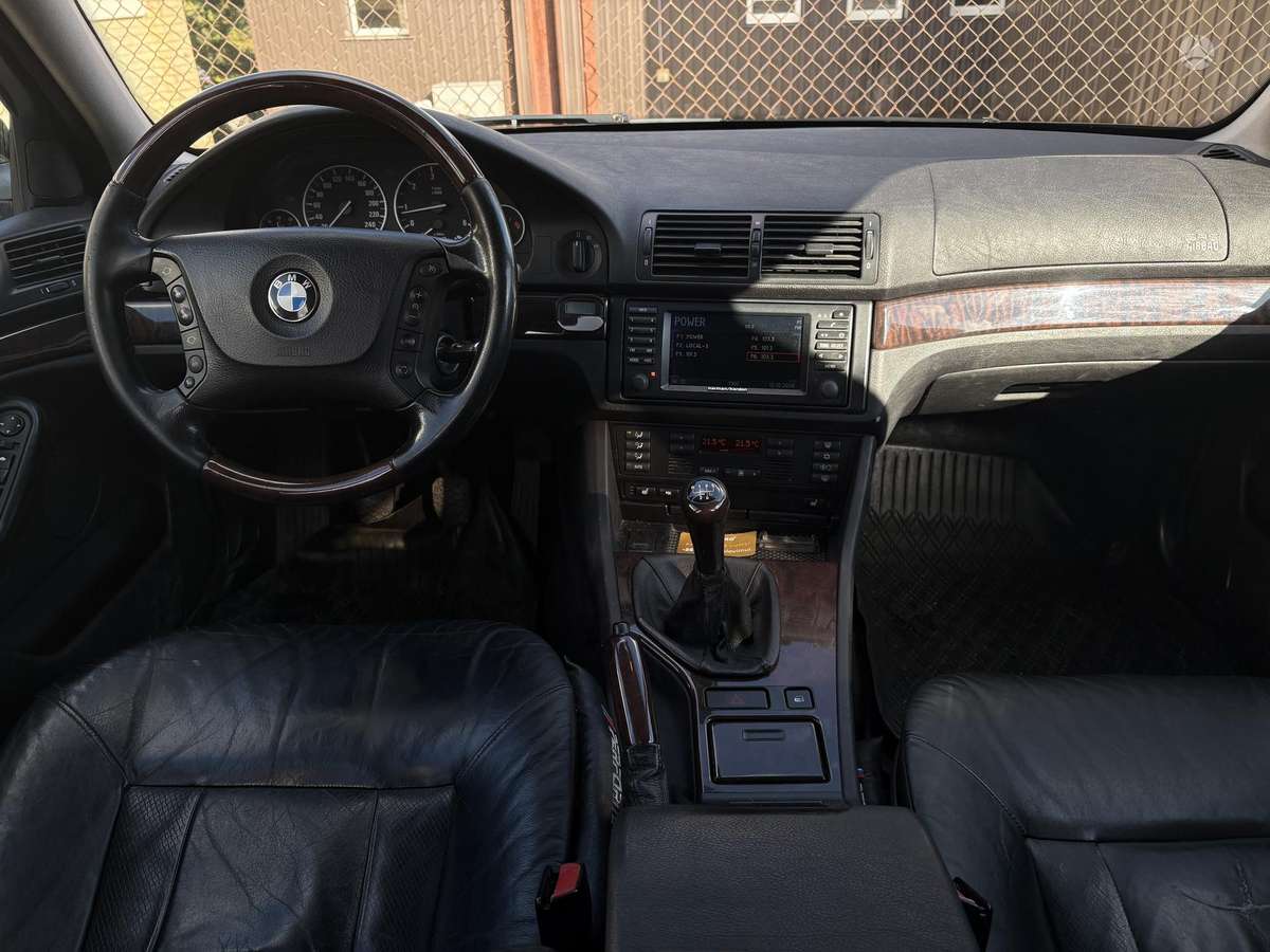 BMW 525, 2.5 l., universalas