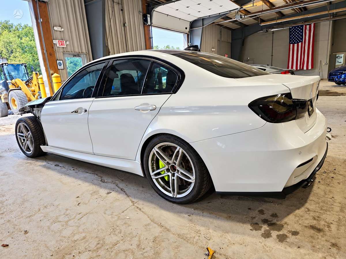 BMW M3, saloon / sedan